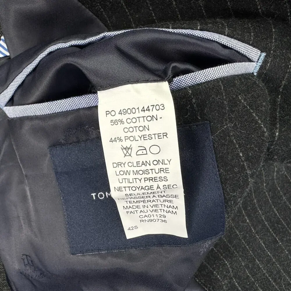 Tommy Hilfiger Mens Modern Fit Cotton Blend Pinstripe Suit Jacket Charcoal 42S